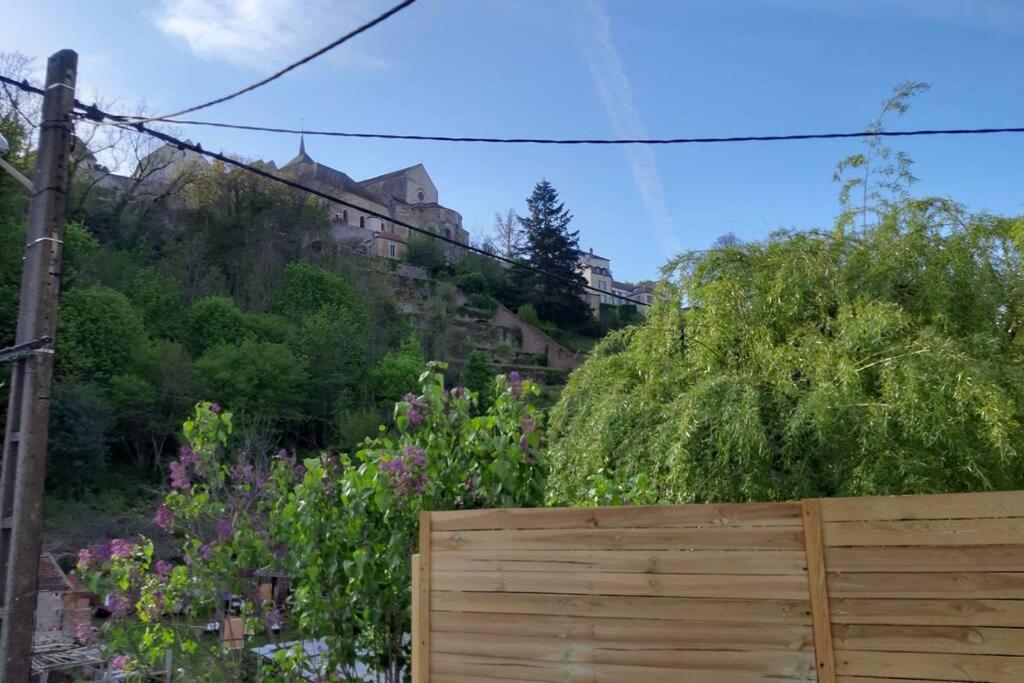 La Petite Maison Dans La Vallee Avallon Bagian luar foto